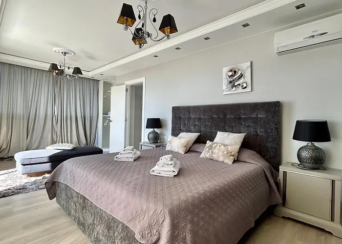 Luxury In K301 Villa *