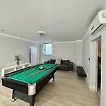 Luxury In K301 Адехе